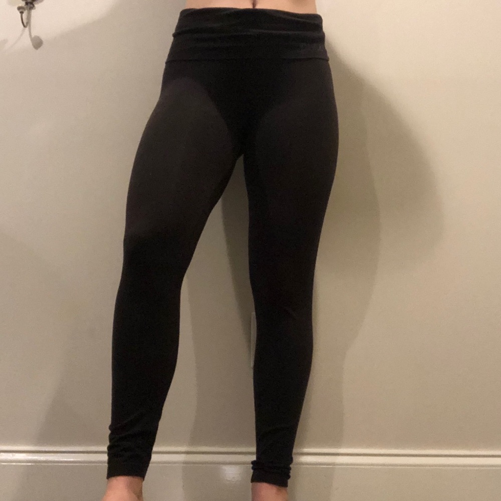 PINK YOGA PANTS